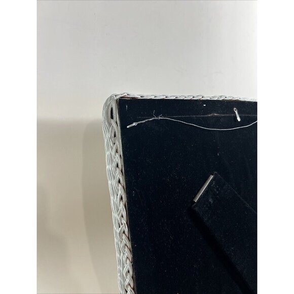 Woven Wicker Photo Picture Frame 8" By 10" Free-Standing Rattan Boho Beach House - Picture 9 of 10